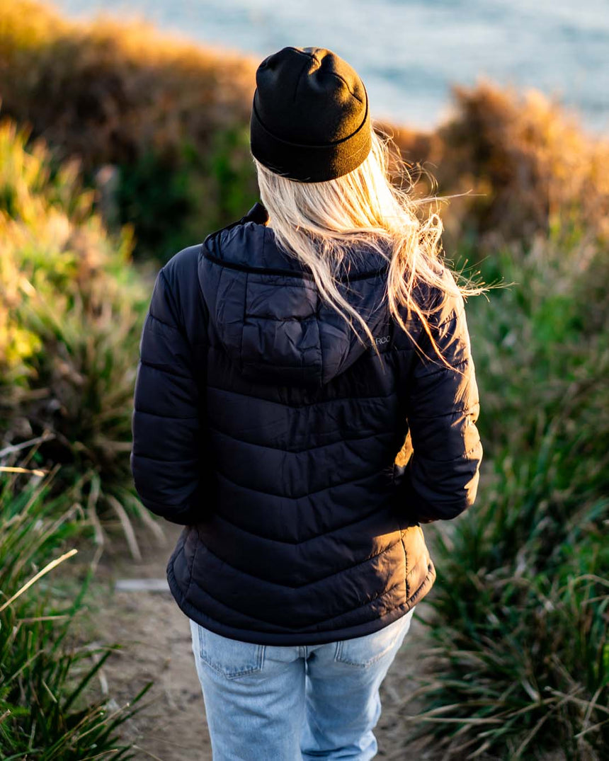 Womens Roam Puffer Jacket | Black