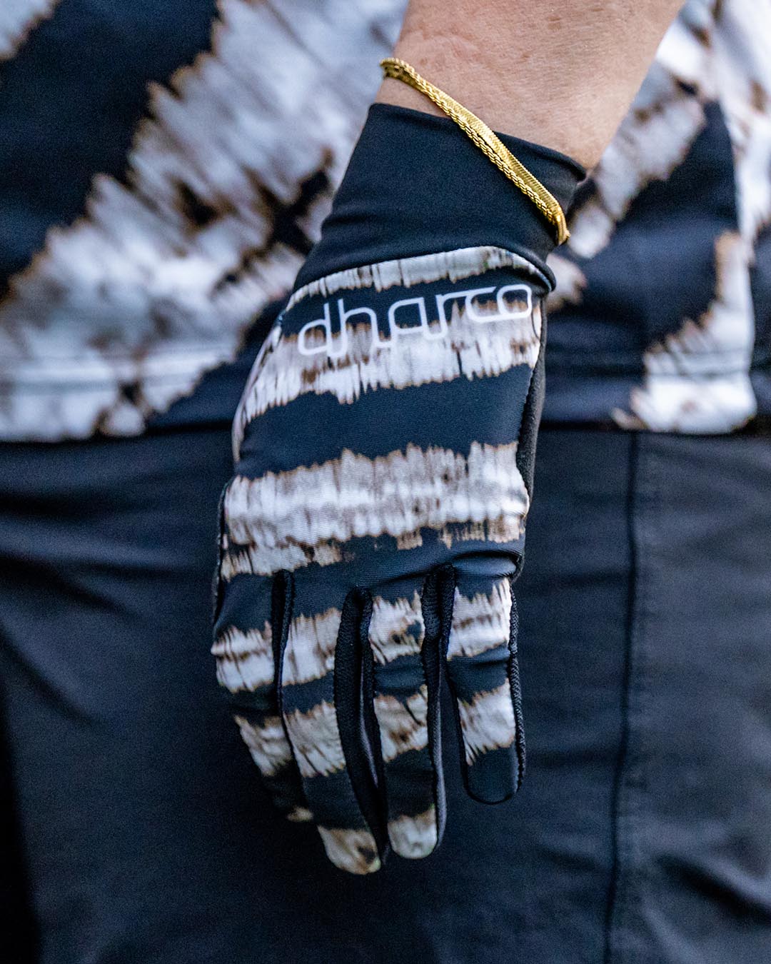 Womens Trail Glove | Marigold