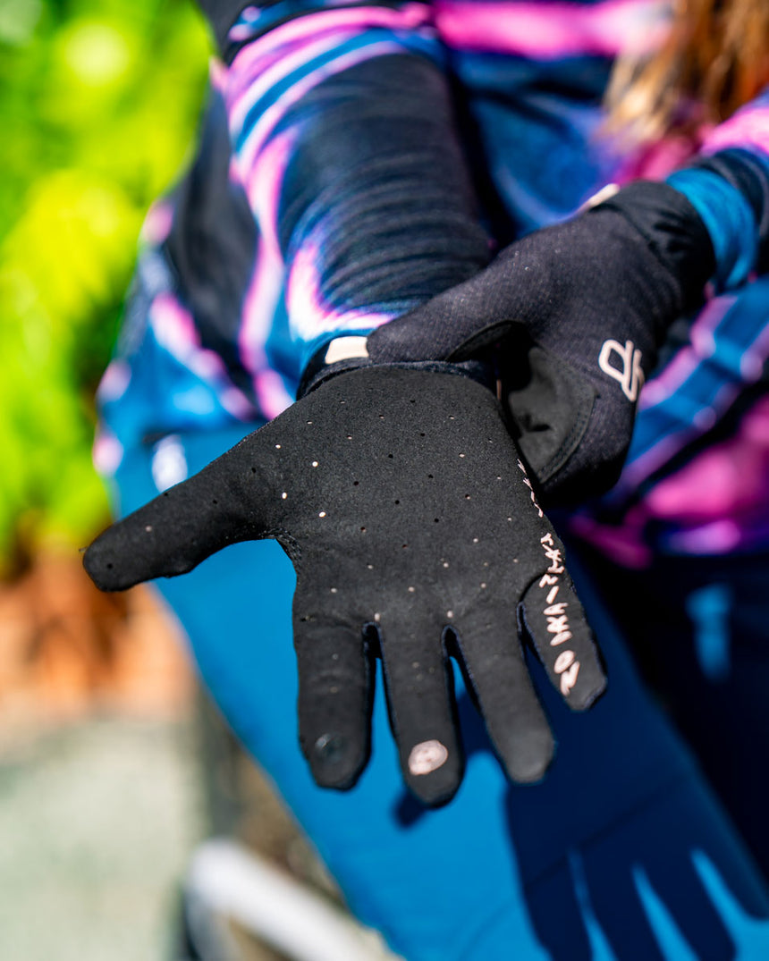 Womens Gravity Gloves | Black