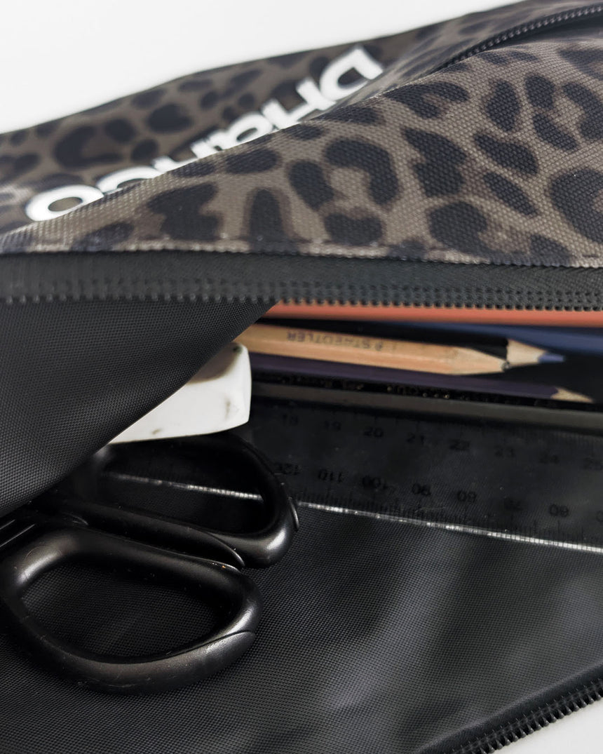 Pencil Stasher | Night Fury