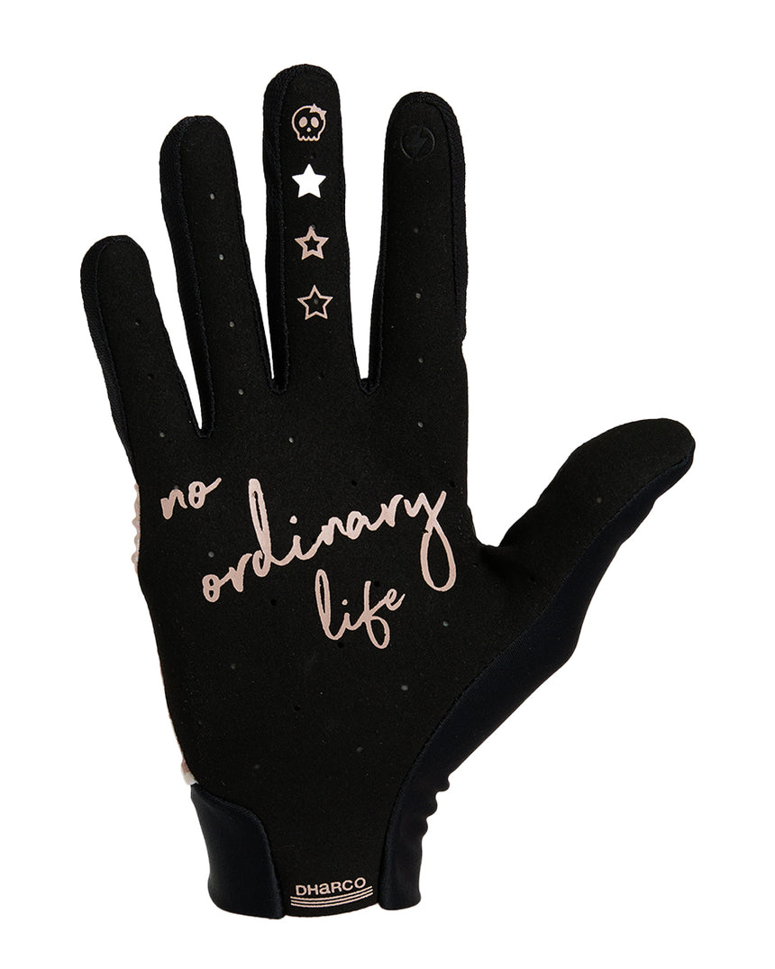 Womens Trail Glove | Priscilla