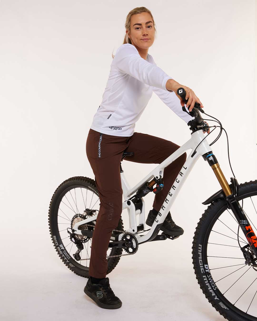 Womens Gravity Pants | Loam – DHaRCO Clothing